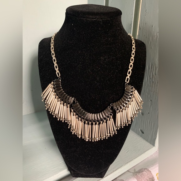 Stella & Dot Fringe Necklace - Picture 2 of 3